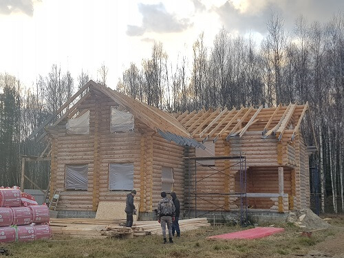 Установка стропильной системы в Сморгони